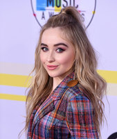 Sabrina Carpenter Longsleeve T-shirt #3163999