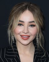 Sabrina Carpenter Longsleeve T-shirt #3754557