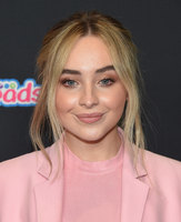 Sabrina Carpenter Longsleeve T-shirt #3812941