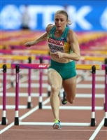 Sally Pearson Sweatshirt #3616519