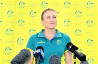 Sally Pearson Sweatshirt #3616567