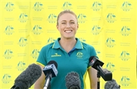 Sally Pearson Sweatshirt #3616716