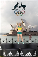 Sally Pearson Sweatshirt #3616733