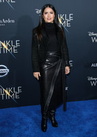 Salma Hayek Sweatshirt #3114927