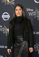 Salma Hayek Longsleeve T-shirt #3114939