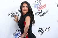 Salma Hayek Longsleeve T-shirt #3115085