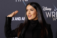 Salma Hayek Longsleeve T-shirt #3115155