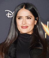 Salma Hayek Sweatshirt #3137814