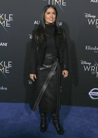 Salma Hayek Longsleeve T-shirt #3137922