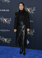Salma Hayek Longsleeve T-shirt #3137939