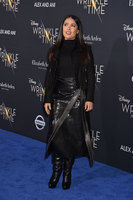 Salma Hayek Longsleeve T-shirt #3137960