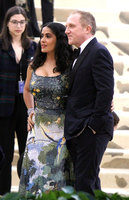Salma Hayek Sweatshirt #3316915