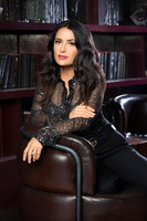 Salma Hayek Sweatshirt #3657593