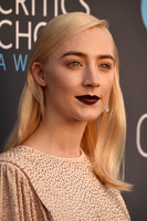 Saoirse Ronan Longsleeve T-shirt #3006436