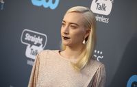 Saoirse Ronan Longsleeve T-shirt #3006473