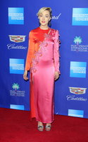 Saoirse Ronan Longsleeve T-shirt #3006494