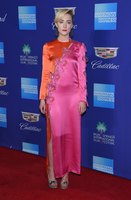 Saoirse Ronan Longsleeve T-shirt #3006666