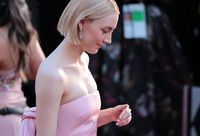 Saoirse Ronan Longsleeve T-shirt #3162235