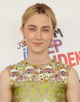 Saoirse Ronan Longsleeve T-shirt #3181975
