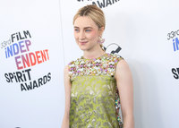 Saoirse Ronan Longsleeve T-shirt #3181977