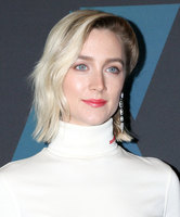 Saoirse Ronan Longsleeve T-shirt #3811558