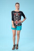Sara Bareilles Longsleeve T-shirt #2335037