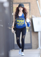 Sarah Hyland longsleeve t-shirt #3047623