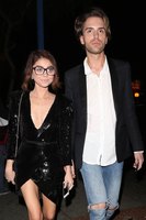 Sarah Hyland longsleeve t-shirt #3161217