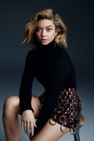 Sarah Hyland Sweatshirt #3663355