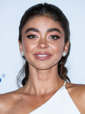 Sarah Hyland posters