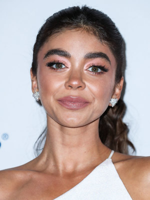 Sarah Hyland posters