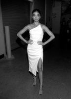 Sarah Hyland tote bag #G2370732