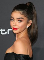 Sarah Hyland mug #G2383671