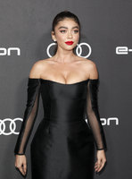 Sarah Hyland tote bag #G2383717