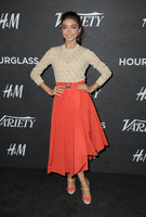 Sarah Hyland Sweatshirt #3810745