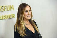 Sarah Jessica Parker Sweatshirt #2873426
