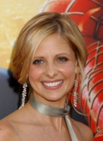 Sarah Michelle Gellar Longsleeve T-shirt #1255292