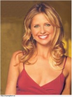 Sarah Michelle Gellar Sweatshirt #1279840