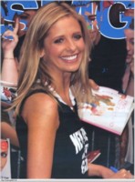 Sarah Michelle Gellar Longsleeve T-shirt #1303509