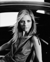 Sarah Michelle Gellar Longsleeve T-shirt #1362584