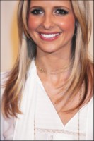 Sarah Michelle Gellar Longsleeve T-shirt #1509938