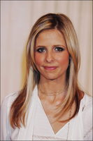 Sarah Michelle Gellar Sweatshirt #2087570