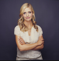 Sarah Michelle Gellar Longsleeve T-shirt #2087579