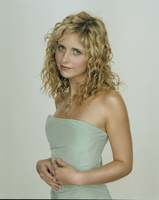 Sarah Michelle Gellar Longsleeve T-shirt #2087587