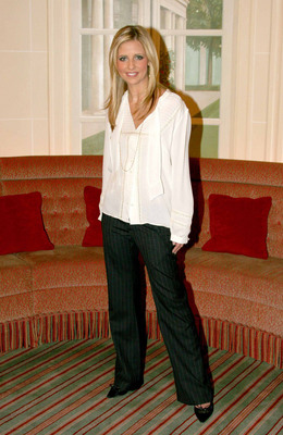 Sarah Michelle Gellar posters