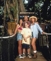 Sarah Michelle Gellar t-shirt #2087656