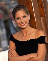 Sarah Michelle Gellar Sweatshirt #2112136