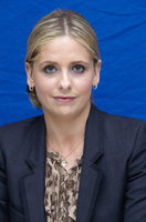 Sarah Michelle Gellar Sweatshirt #2248057
