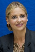 Sarah Michelle Gellar Longsleeve T-shirt #2248064