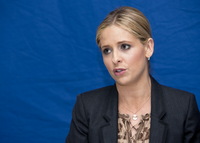 Sarah Michelle Gellar Longsleeve T-shirt #2248073